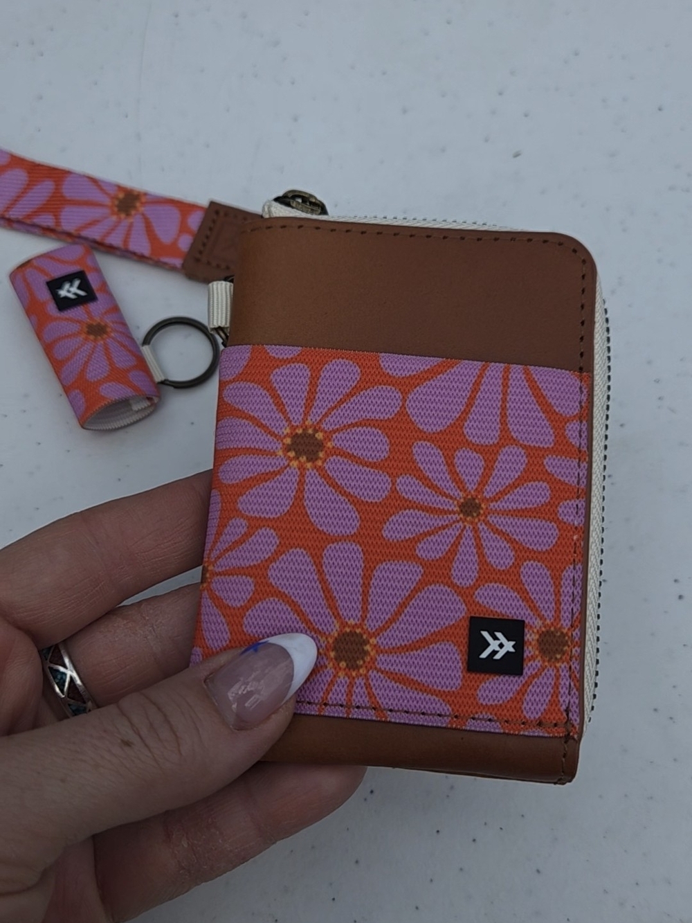 Thread Wallet in Orange & Pink